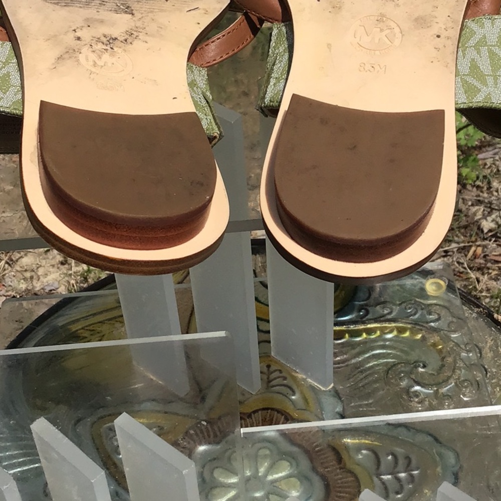 Michael By Micheal Kors Sidney Thong Flat Tan and Green MK Logo Women's Sandals - Picture 10 of 16